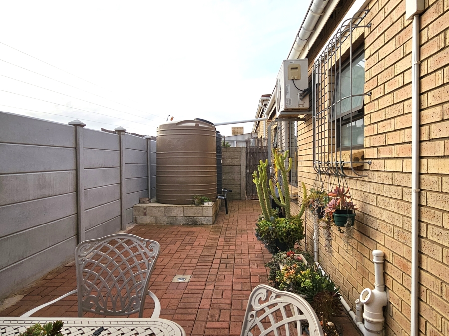 3 Bedroom Property for Sale in Jeffreys Bay Central Eastern Cape